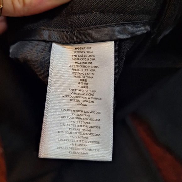 Womens Michael Kors Black Pants, Size 6. - Picture 3 of 4